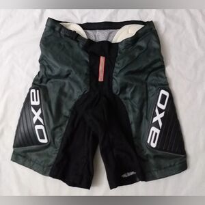 AXO SHORTS GREEN BLACK SIZE 30 MOTOR CROSS THICK NYLON